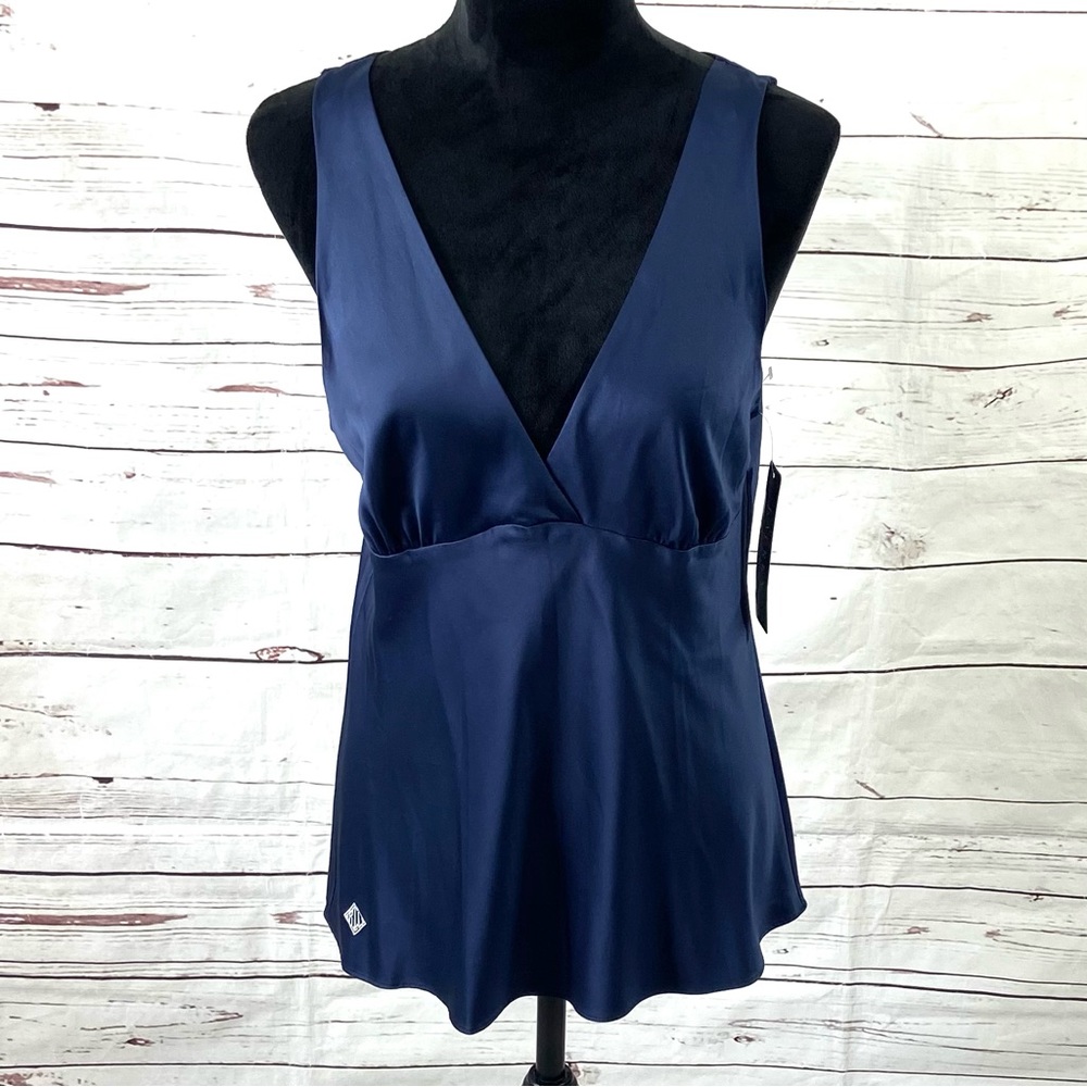 Lauren Ralph Lauren Women’s Satin Top Size L Blue V-Neck‎ Sleeveless